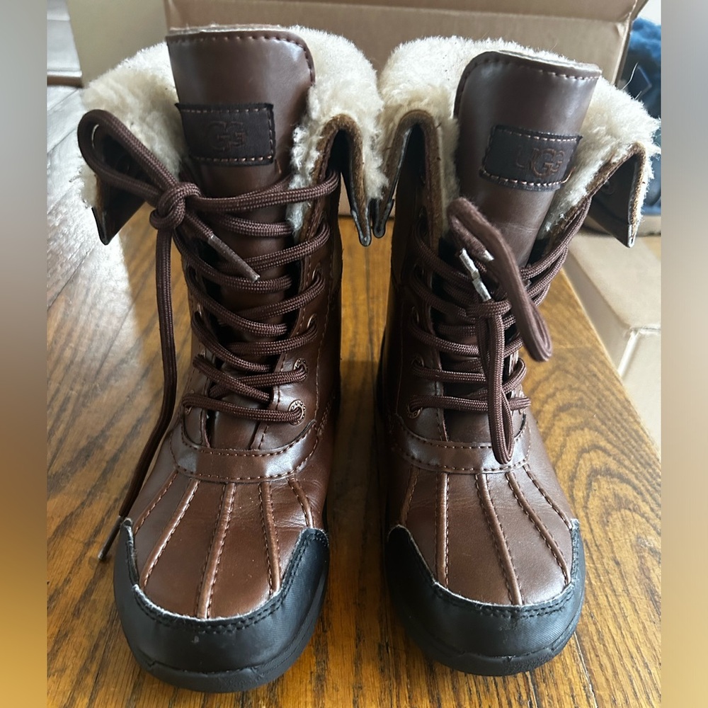Boys Ugg boots